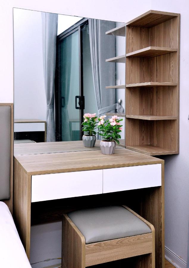 Blue Home Serviced Apartment Hanoi Exteriör bild